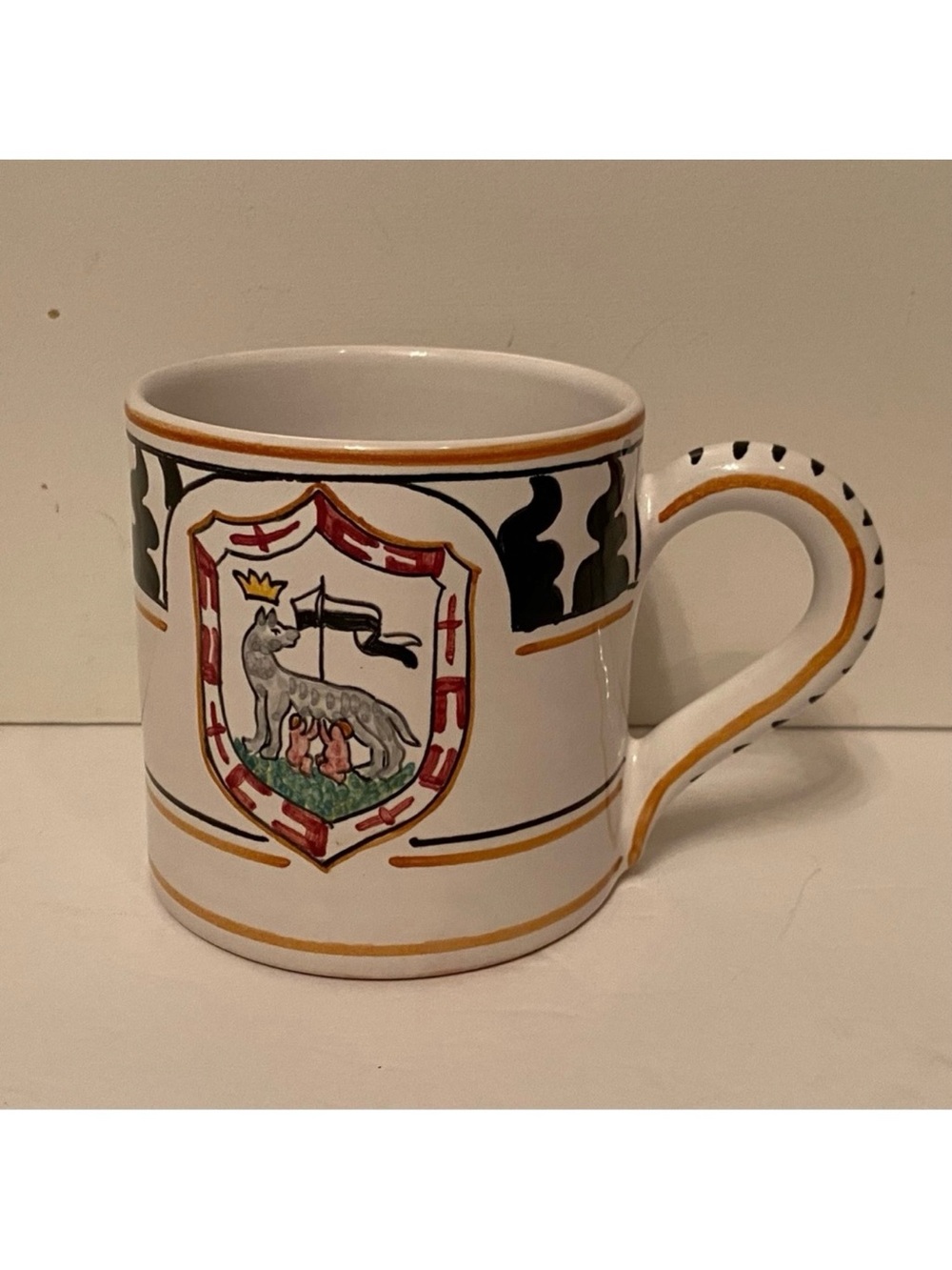 GRAZIA DERUTA MUG LUPA SHE WOLF ITALY HAND PAINTED WHITE BLACK GOLD HOME DINING